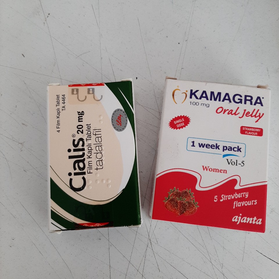 Cialis 20 Mg 4 Tablet + Bayan Kamagra Jel